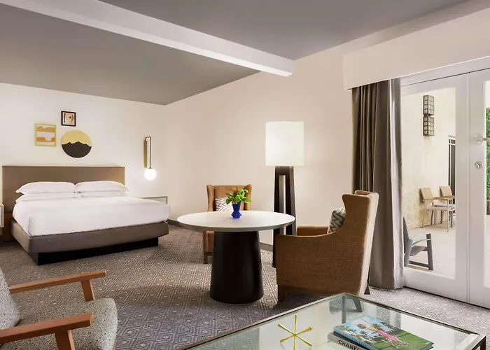 Hilton & 4*
