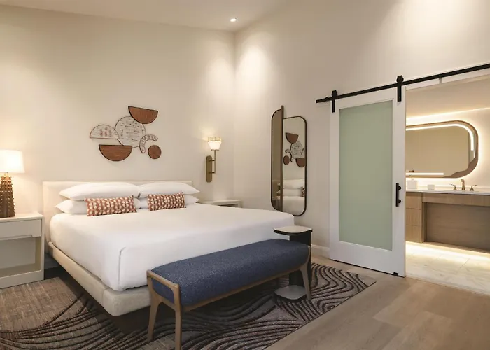 Hilton & 4*